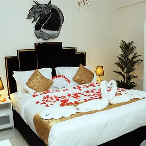 https://apt-qasr-al-nabarees.hotelsinjeddah.net